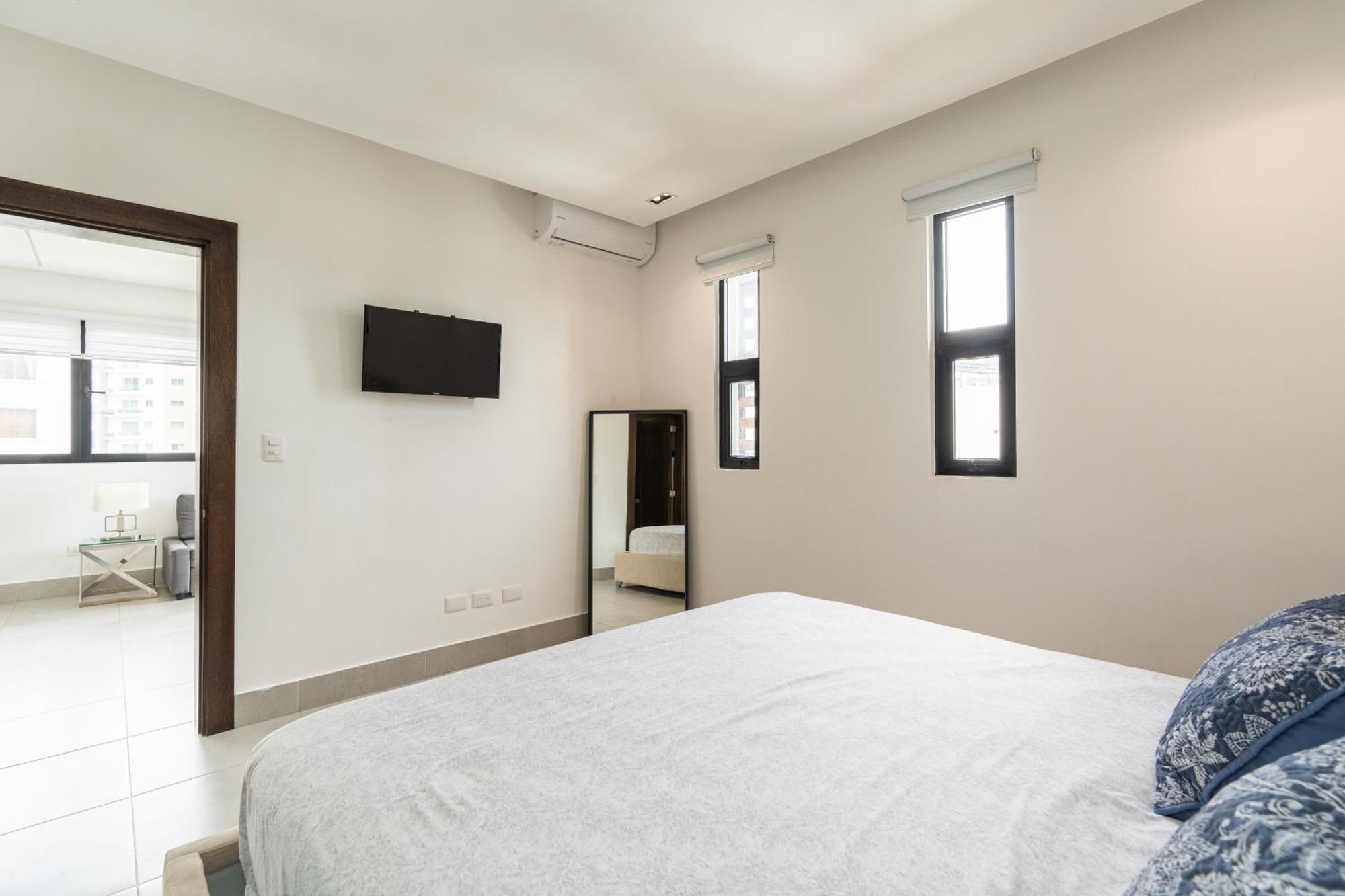 Modern Luxury Condo With Rooftop Pool & Gym Santiago De Los Caballeros Exterior foto