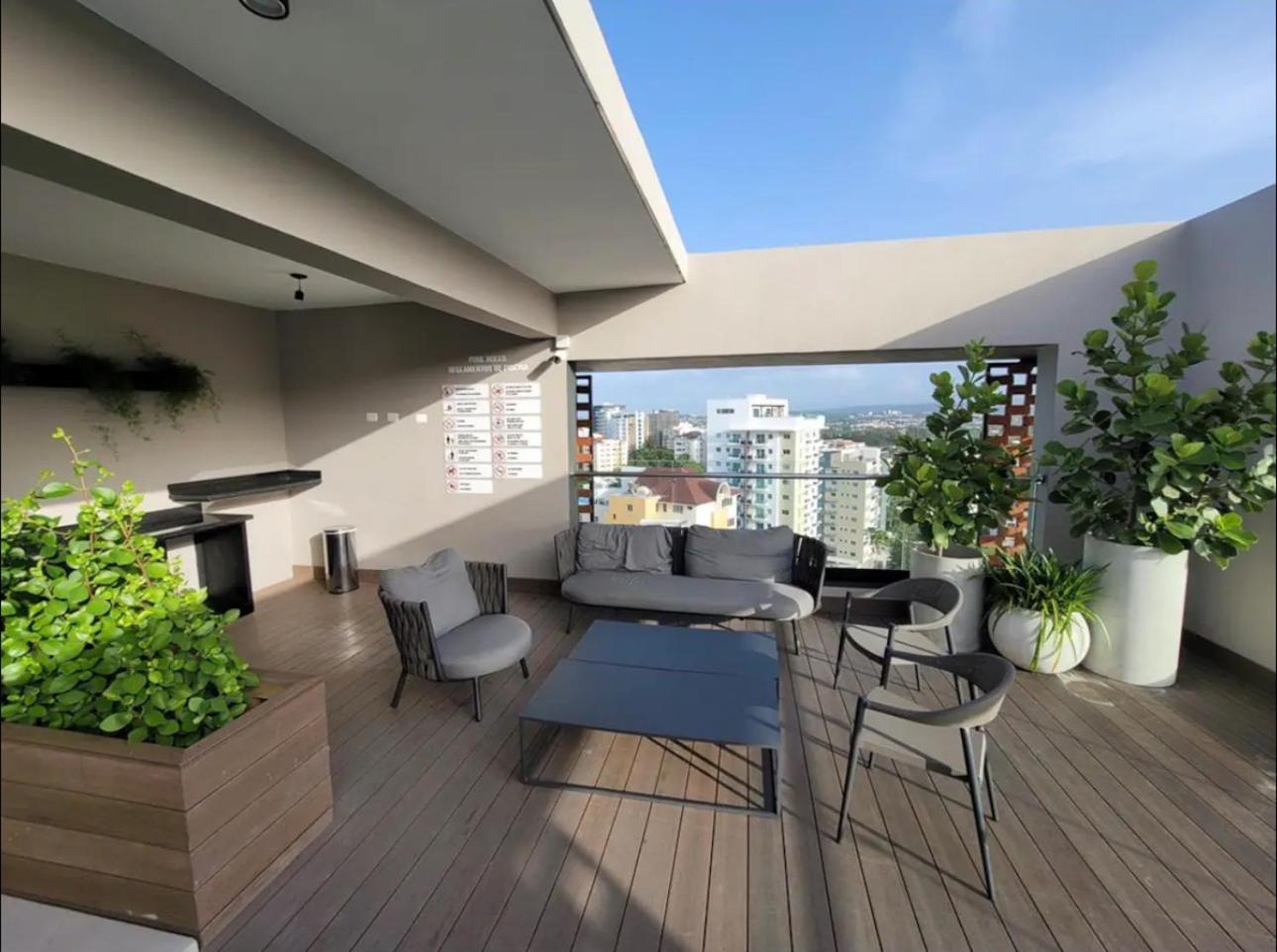 Modern Luxury Condo With Rooftop Pool & Gym Santiago De Los Caballeros Exterior foto